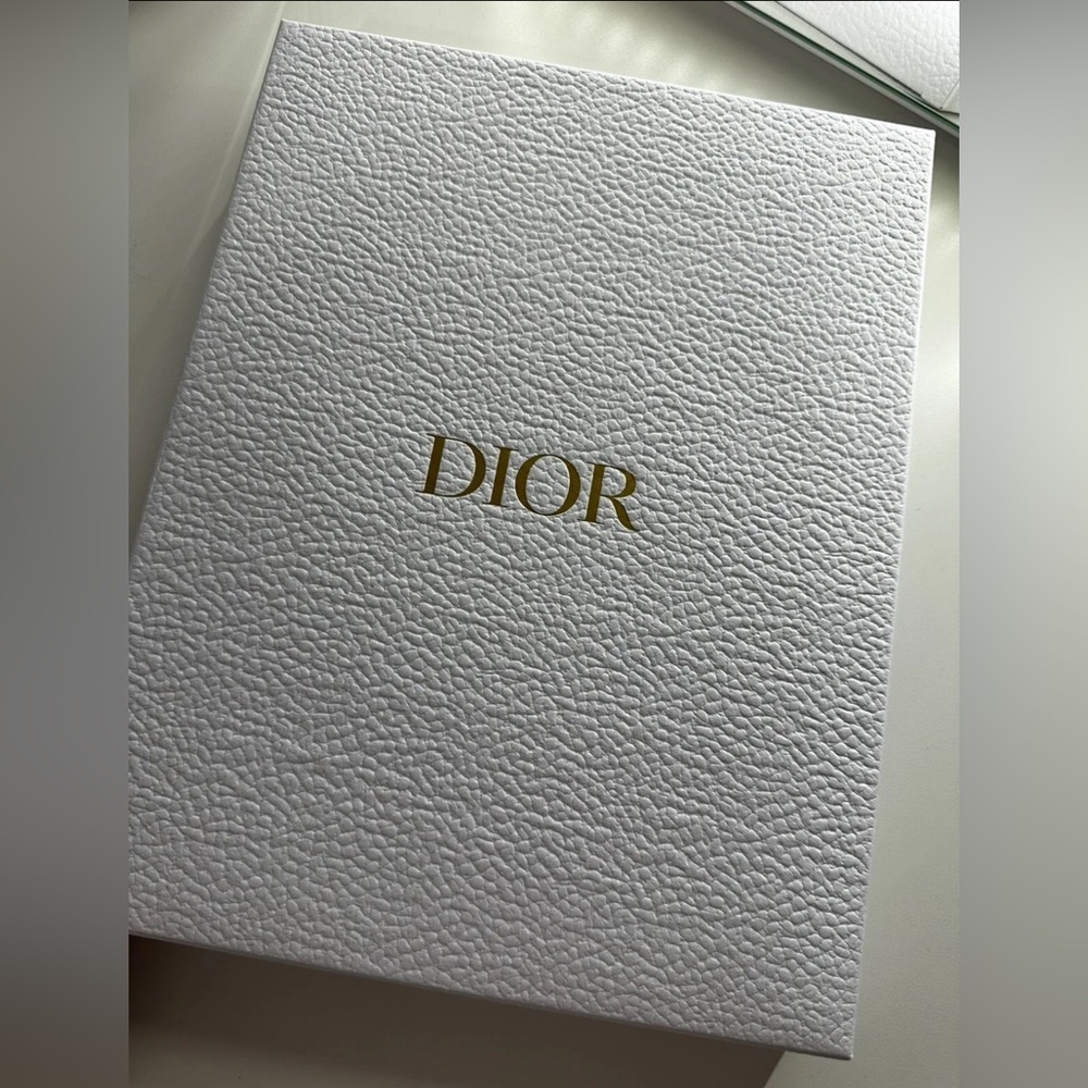 Christian Dior novelty stationary set Notebook and pencils - Picture 8 of 9